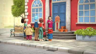 -Thank you, Mr. Brown.
-[humming] - The Adventures of Paddington