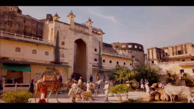 Thank you so much for taking
me to the bazaar, Baadal. - Beecham House