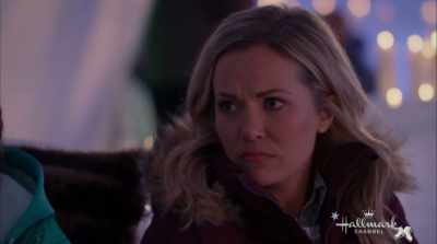 - Thank you.
- Perfect. - Winter Castle