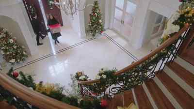 Thank you. - Unwrapping Christmas: Mia's Prince