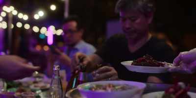 - Thank you.
- This is great. - Omnivore