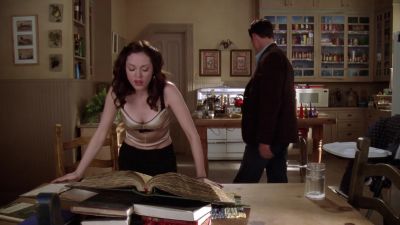 - Thank you.
- Yeah. - Charmed