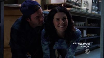 - Thank you.
- You're welcome. - Gilmore Girls