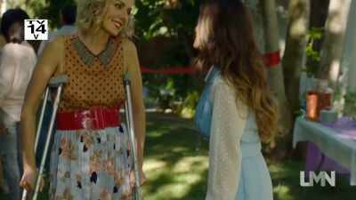 - Thank you.
- 'You're welcome.' - Deadly Daughter Switch