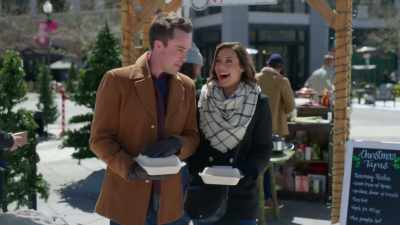 Thanks for being my wing woman. - Sister Swap: Christmas in the City