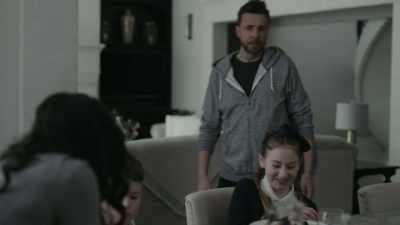 - Thanks, emily.
(laughs) - Lies Between Friends