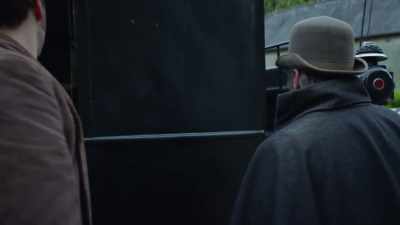 - Thanks for helping
me there Carruthers, - Dead Still