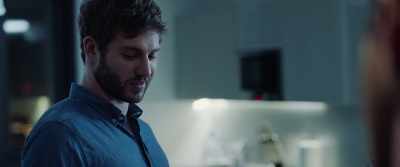 - Thanks. I wasn't really
expecting you to message me. - In from the Side