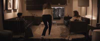 - Thanks.
- Just gonna get you something to drink. - Hide and Seek