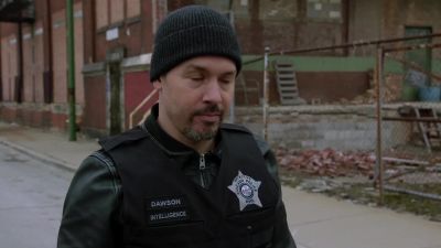 Thanks.
Let's go get this guy. - Chicago P.D.