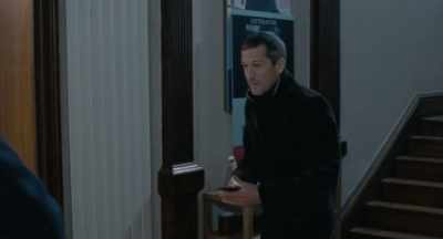 - Thanks for lunch.
- Sorry, my pleasure. - Non-Fiction