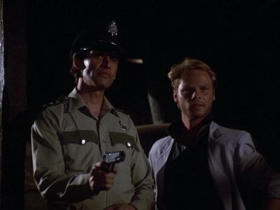 - Thanks.
- [RAPID GUNFIRE] - MacGyver