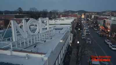 Thanks for the tour. This
community is amazing. - A Little Women's Christmas
