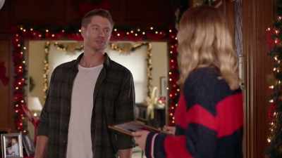 - Thanks, that would mean a lot. - Toying with the Holidays
