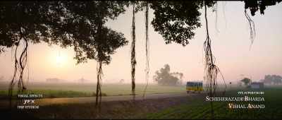 Thap-thap, thap-thap...
lonely, beats a drum - Bharat