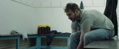 - That was a little
harsh. I do feel bad about it. - In from the Side