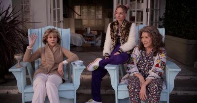 - That is amazing.
- Yeah. - Grace and Frankie