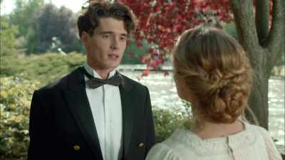 - That awful man.
- [DOOR OPENS] - Grand Hotel