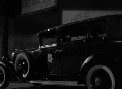 That car back there... - Invisible Agent