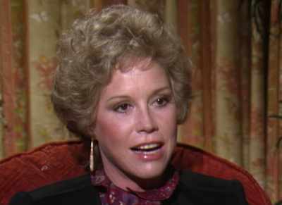 That caused people
to call me the "Ice Princess." - Being Mary Tyler Moore
