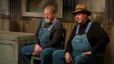 -That citrus is gonna
take good to carbonation.
-[digger] uh-huh. - Moonshiners: Master Distiller