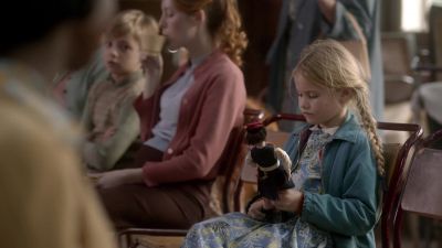 That coloured woman
bothering you again, Sylvie? - Call the Midwife
