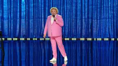 ...that we completed - Fortune Feimster: Crushing It