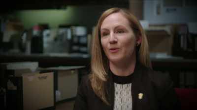 That composite sketch,
I had it posted on my desk. - Homicide Hunter: Never Give Up