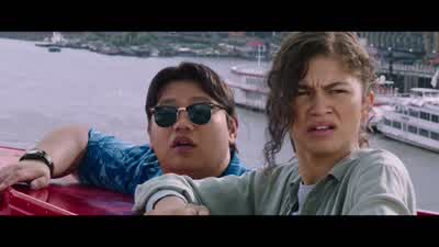 That doesn't look good. - Spider Man: Far from Home