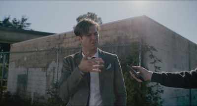 - That doesn't sound like me.
- Don't leave me! - Killing Gunther