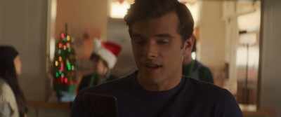 That doesn't surprise me. - A California Christmas: City Lights