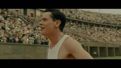 That final lap, folks, the record for that was 69.2 seconds. - Unbroken
