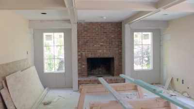 That fireplace, do those
walls look weird to you? - Fixer Upper: Behind the Design