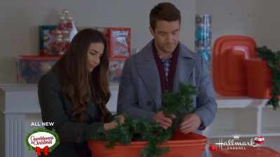 That garland's not going to fluff itself - The Christmas House