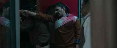 That guy in the light shirt. - Kill