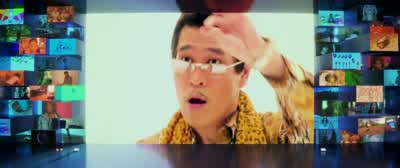 That guy is so expressive. - The Emoji Movie