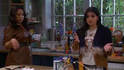 That is her last name.
She's Dr. Glenda Brenda. - Lopez vs Lopez