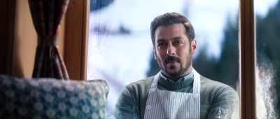 ...that I have tied around you... - Tiger Zinda Hai