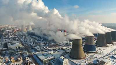 That includes air pollution,
which kills around - Plastic Earth