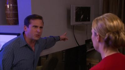 THAT IS A 200 DOLLAR PLASMA
SCREEN TV YOU JUST KILLED! - The Office