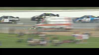THAT IS CLINT BOWYER
IN THE 29 CAR - Blink of an Eye