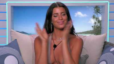 THAT IS SOMETHING I'M LOOKING
FORWARD TO POKING AROUND AND - Love Island