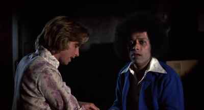 That isn't tight enough.
The blood's seeping through. - Blacula