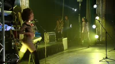 That was Josie and the Pussycats! - Riverdale