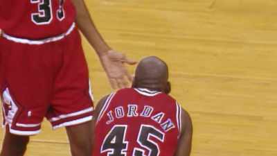 That just added more pressure to prove
he's still Michael Jordan, - The Last Dance