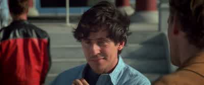 A friend of mine in New York tells me that you knew spook Hollis. - The Usual Suspects