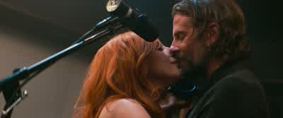 That light's beautiful. - A Star Is Born