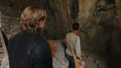 THAT LITTLE HOLE IS
VERY INTERESTING - Lost Relics of the Knights Templar