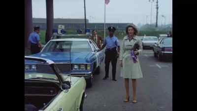 That looks like Kolchak's
yellow submarine. - Kolchak: The Night Stalker