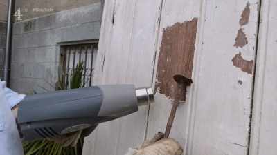- That is lovely, I can
see how satisfying that is. - Escape to the Chateau: Make Do & Mend
